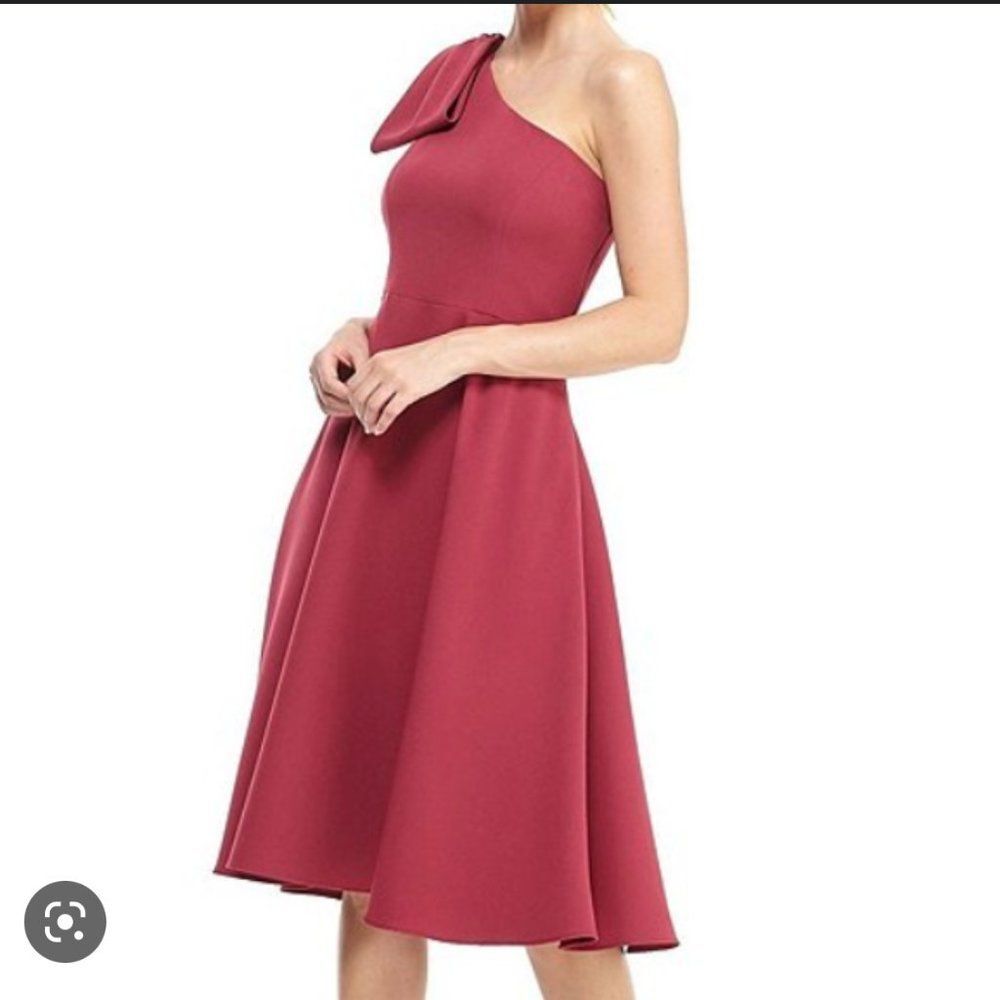 Gal Meets Glam Yvonne Dress